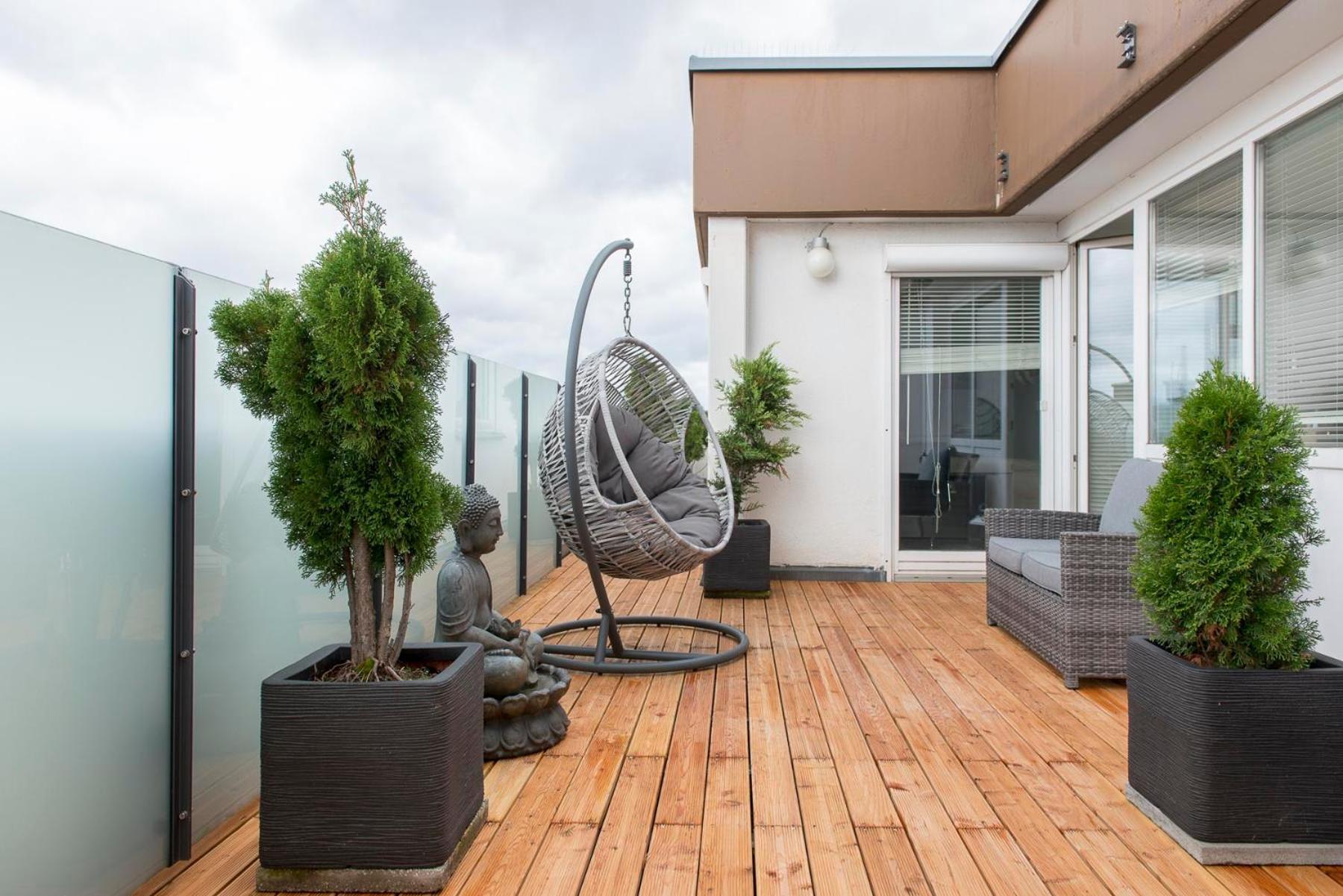 Rooftop Retreat Apartment